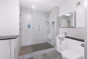 Photo 30- click for photo gallery